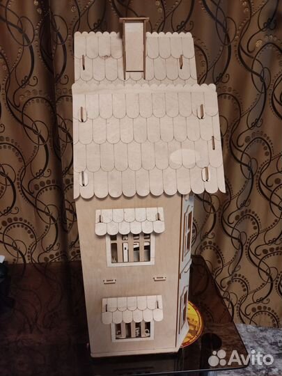 Домик кукольный