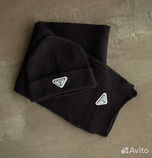 Комплект шапка+шарф