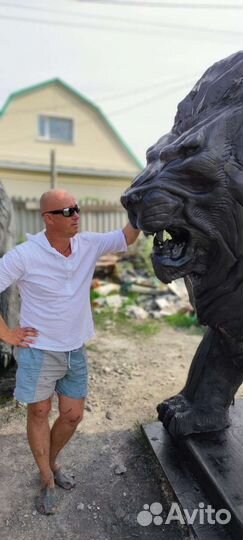 Скульптура Лев Триумф