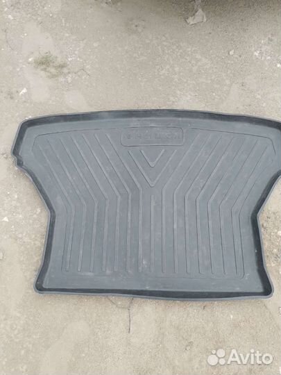 Ковер в багажник Лада Калина