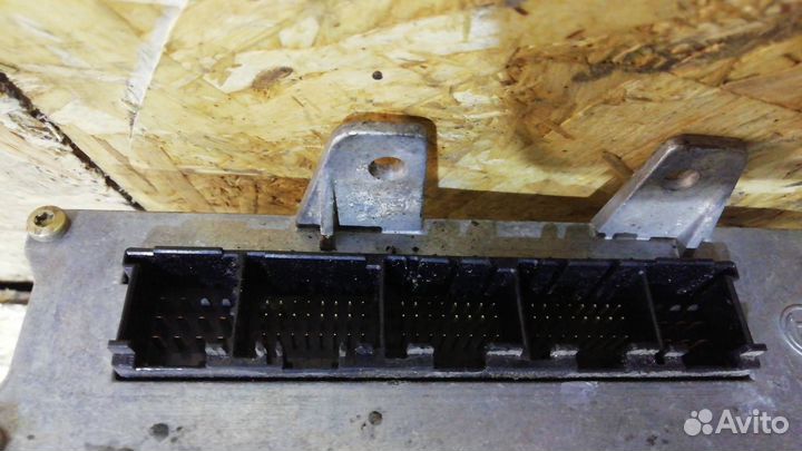 Блок управления двигателем Audi A4 B5 1994