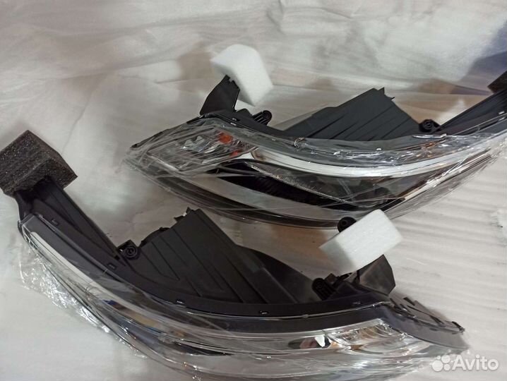 Фара левая Киа Рио 3 11-15