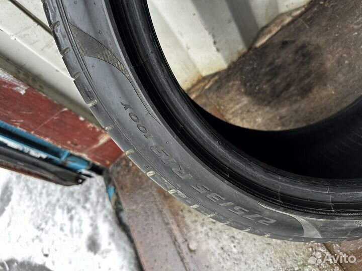 Pirelli P Zero 275/35 R19 100Y