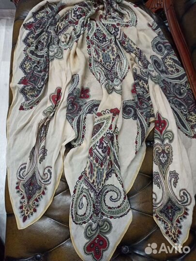 Платок шелковый большой бренд etro