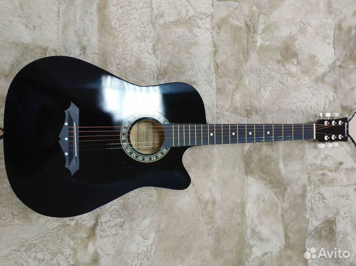 Гитара акустическая