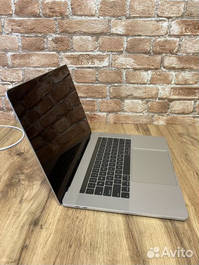 Apple MacBook Pro 15 2017