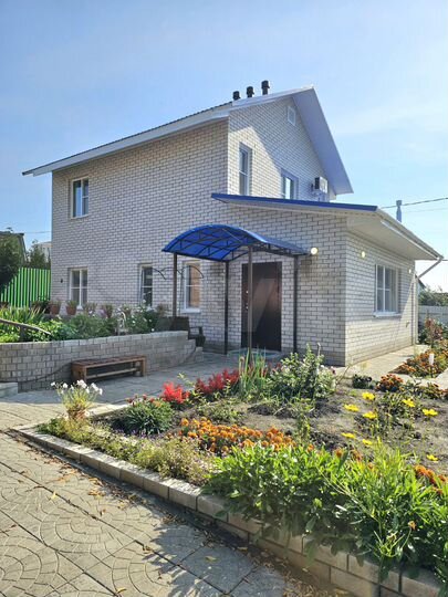 Коттедж 100 м² на участке 5 сот.