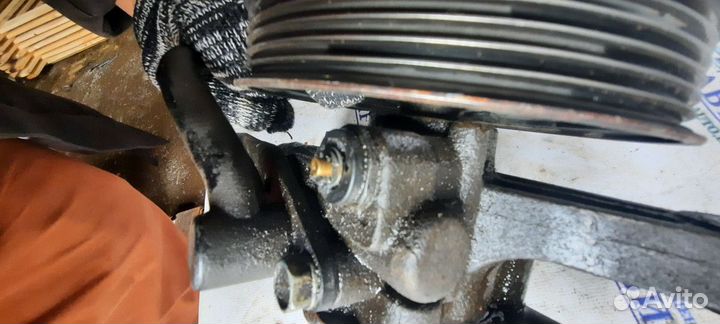 Насос Гур c дефектом Hyundai Solaris Kia rio 3