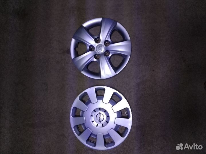 Колпаки на Hundai i30 и opel Corsa R15 б/у по 4шт