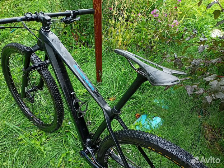 Велосипед кросс кантри карбон