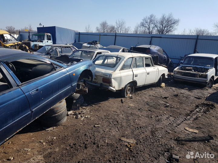 Заднее стекло ваз 2104