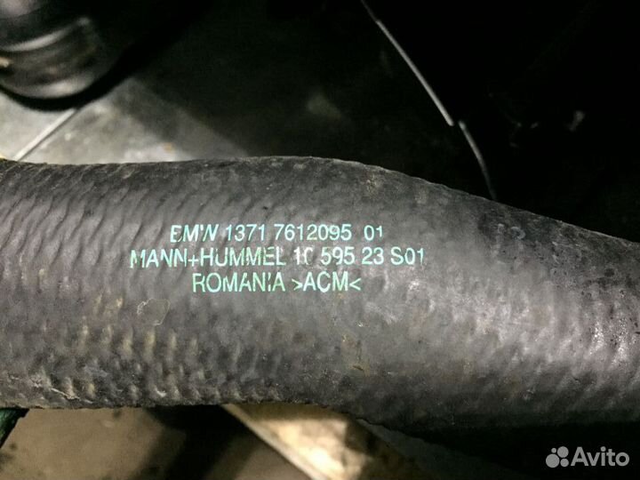 Патрубок интеркулера бмв ф10 ф07 13718672108