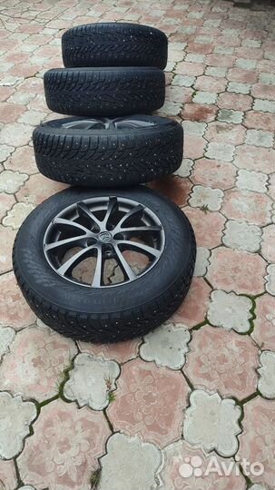 Зимняя резинаNokian Hakkapeliitta 9 SUV 225/65 R17