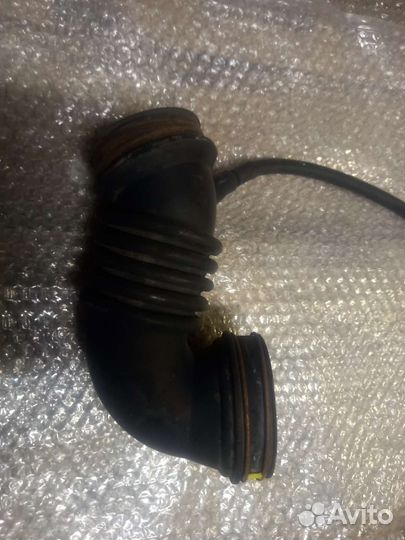 Митсубиси лансер 9 патрубок воздушного фильтра