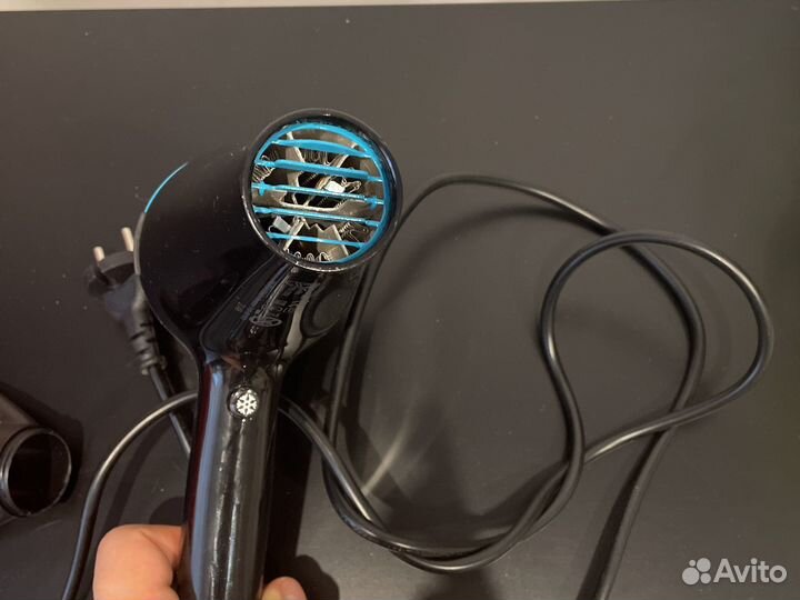 Фен Philips BHD272