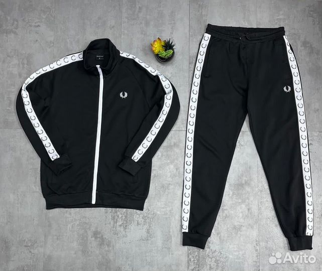 Спортивный костюм Fred Perry