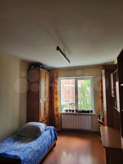 3-к. квартира, 63 м², 1/4 эт.