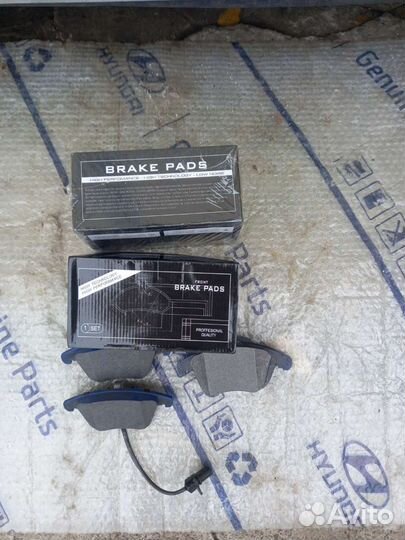 Volkswagen tiguan 07г- передние тормозные колодки