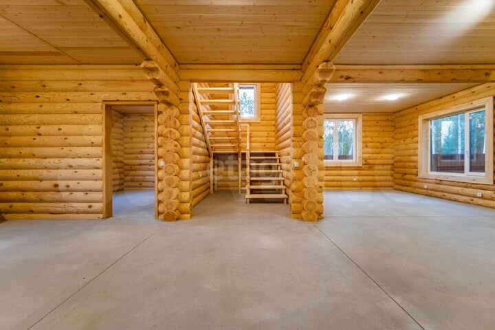 Дом 171,7 м² на участке 10 сот.