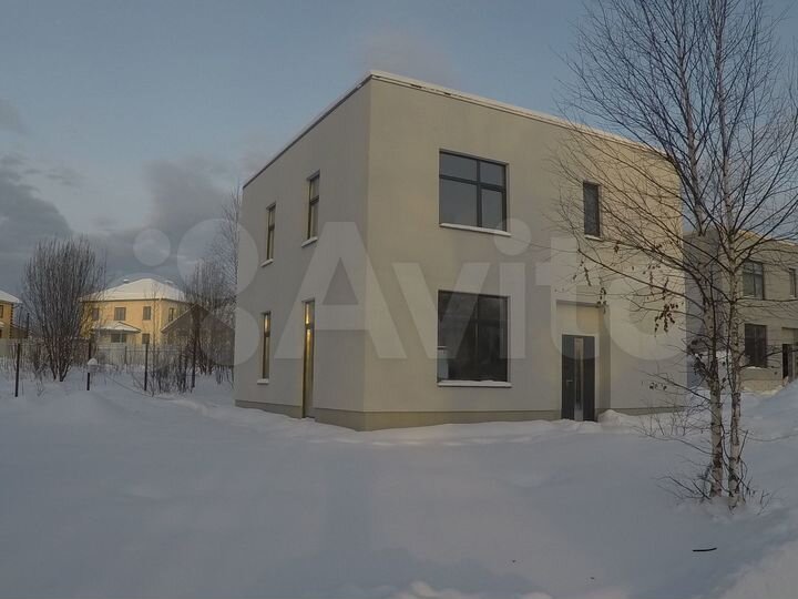 Дом 143 м² на участке 5 сот.