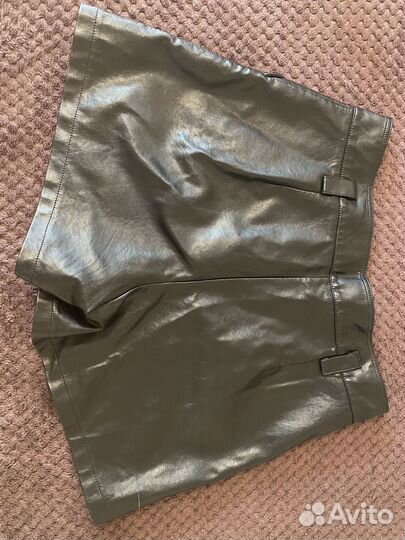 Кожаные шорты