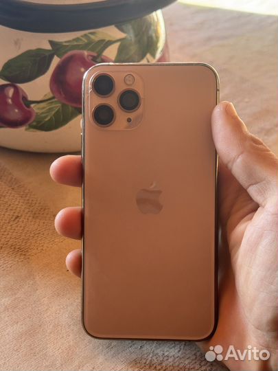 iPhone 11 Pro, 64 ГБ