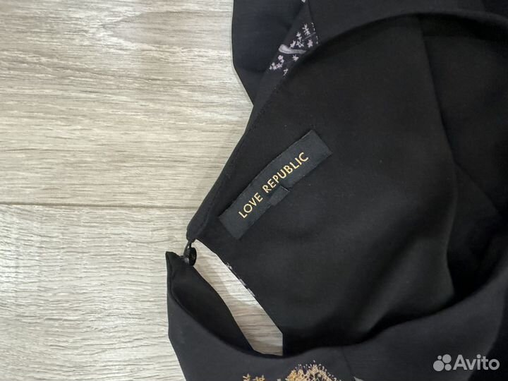 Платье женское