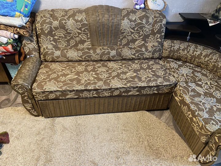 Диван угловой