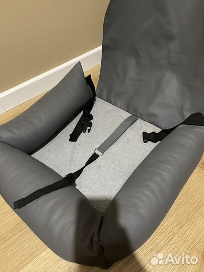 Кресло автомобильное для собак