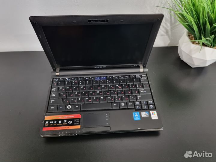 Нетбук Samsung NC10