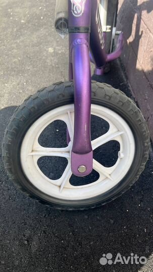 Беговел cruzee самый легкий