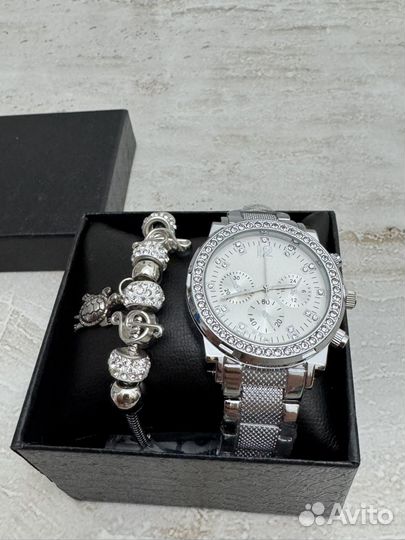 Часы наручные