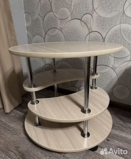 Журнальный столик