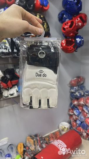 Перчатки для тхэквондо