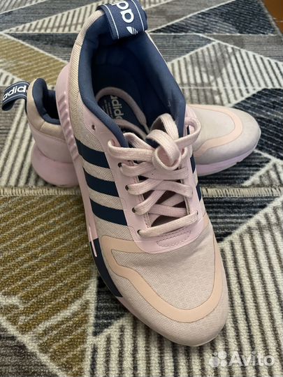 Кроссовки женские adidas 40 размер