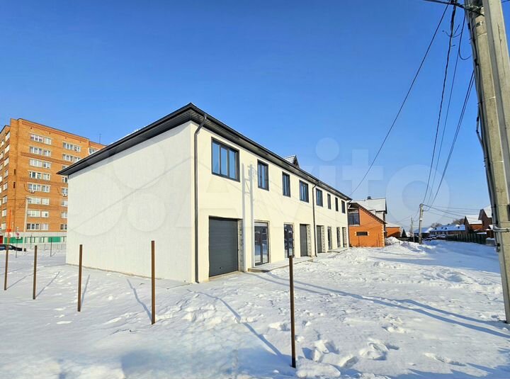 Дом 157,8 м² на участке 2,5 сот.