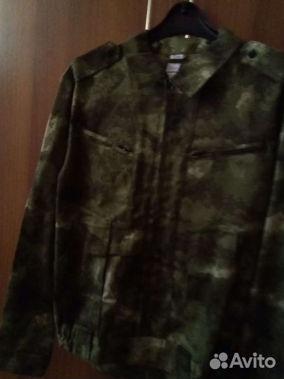 Защитный костюм новый, размер 50, рост 176см
