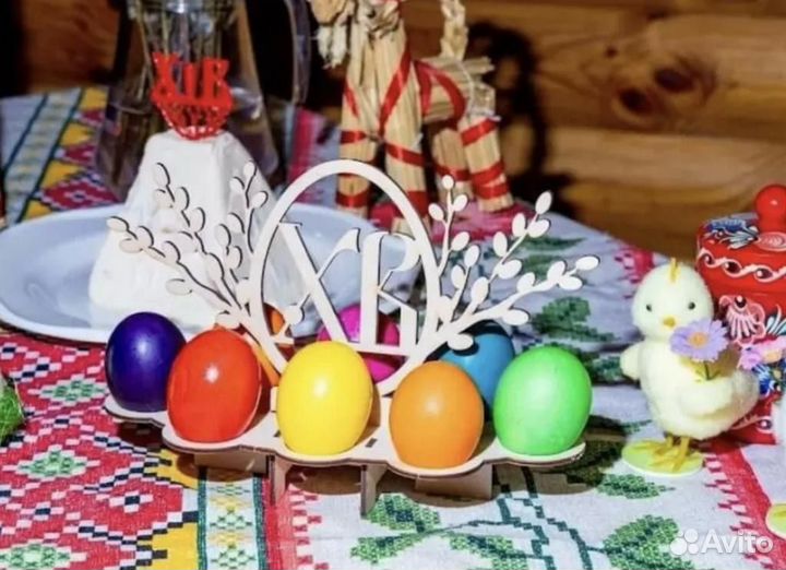 Пасхальная подставка под яйца и кулич