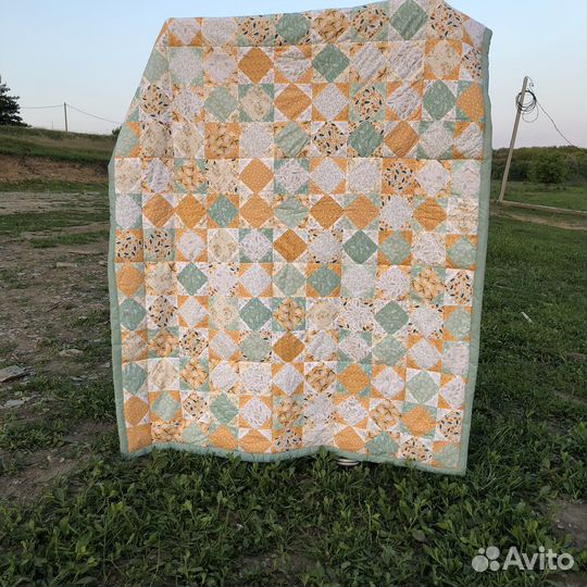 Лоскутное одеяло ручной работы