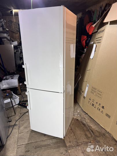 Холодильник Liebherr