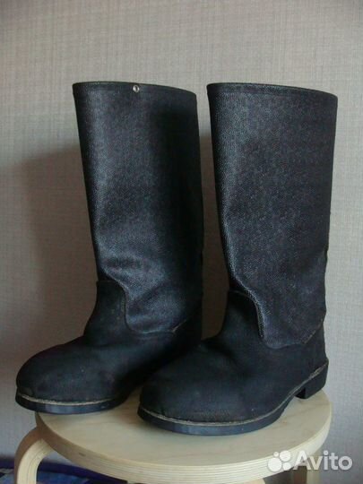 Ящик рыбака и Сапоги кирзовые Р. 41