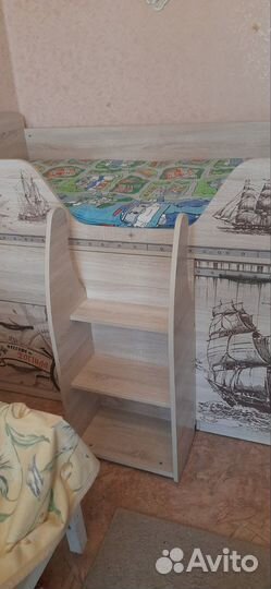 Кровать чердак со столом