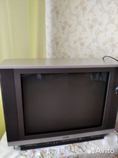 Продам телевизор
