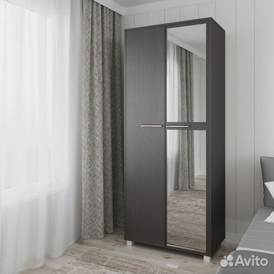 Распашной шкаф