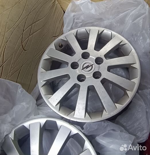 Продам колесные диски Opel