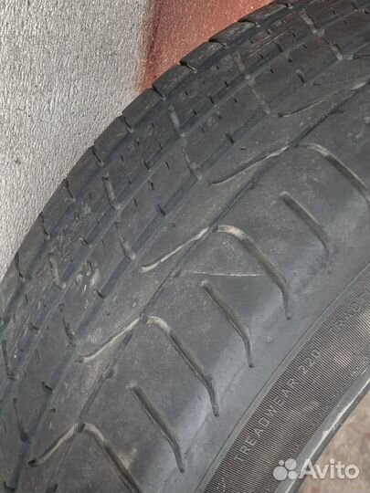 Pirelli P Zero 245/40 R20 и 275/35 R20 102Y