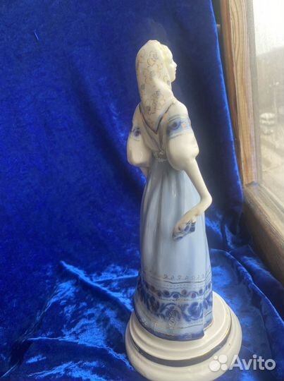 Статуэтка Русский танец березка