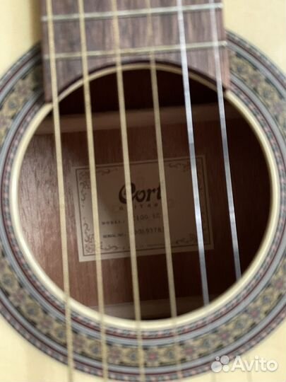 Классическая гитара шестиструнная
