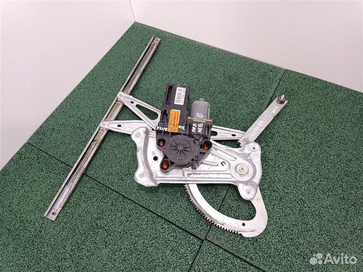 Электростеклоподъемник передний левый Renault