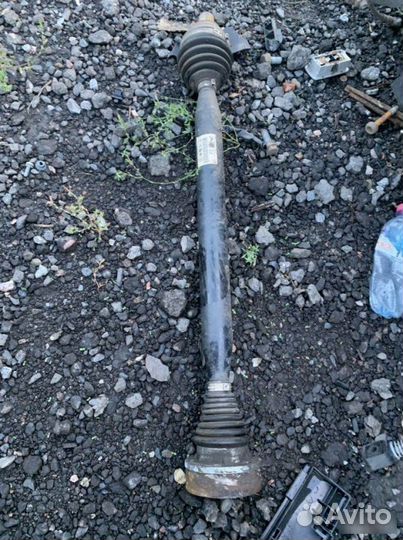 Привод правый Skoda Octavia A7